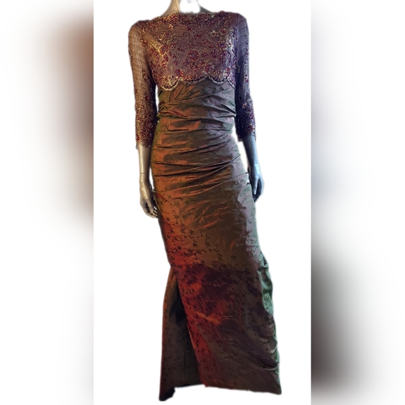 °SALE🔖$4,300 OSCAR DE LA RENTA ICONIC  SILK LACE BEAD EMBR RUNWAY GOWN US S - Picture 1 of 15